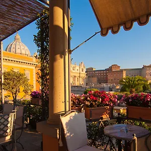 Residenza Paolo Vi Hotell