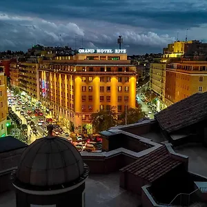 4* Otel Radisson Blu Ghr
